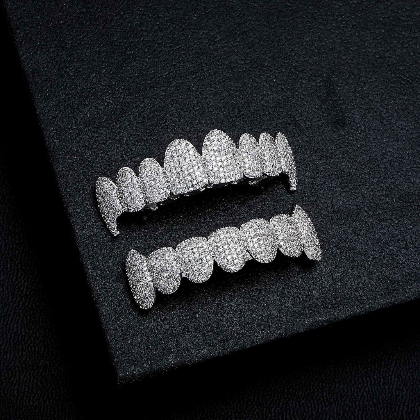 Unisex Zircon Vampire Comfortable Grillz For Men&Women Hiphop Accessories Grills  K233