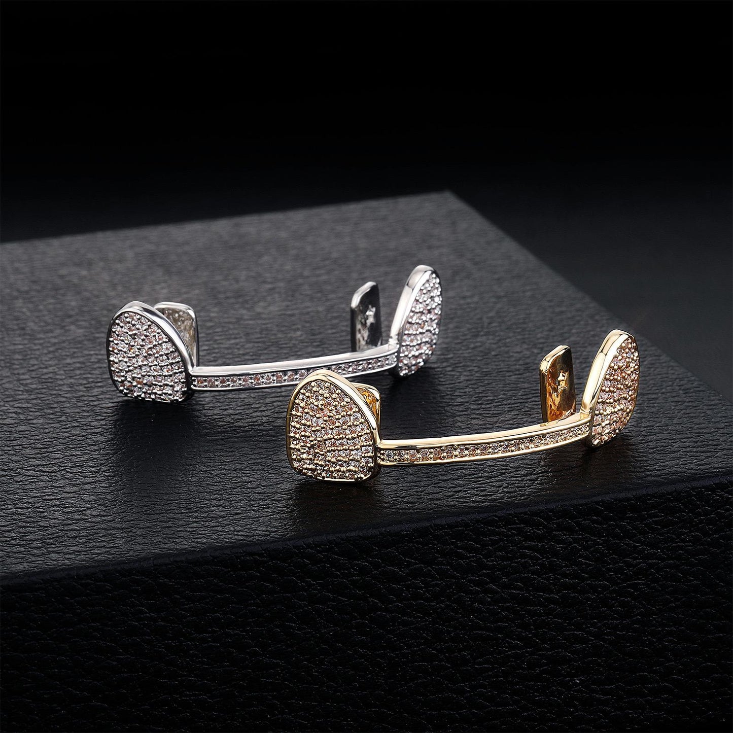 Unisex 2 Teeth Lower/Upper Two Ways Use Comfortable Grillz Hiphop Accessories Grills For Men&Women   K291